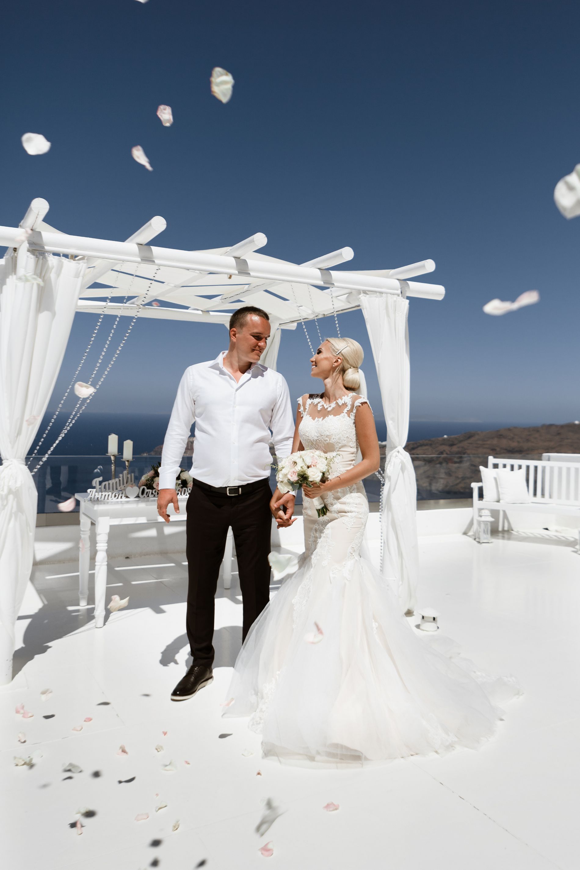 Anton and Olga: свадьба на санторини, свадебное агентство Julia Veselova - Фото 4