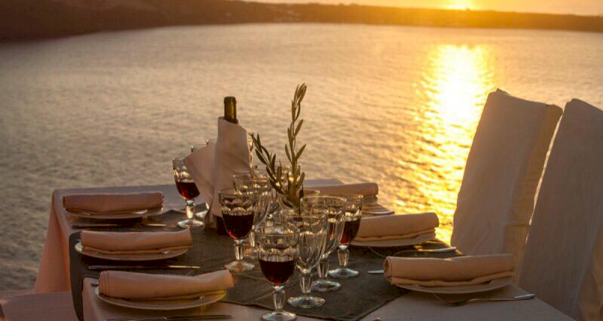 Restorani pulmapaigad ja vastuvõtt Santorini saarel Kreekas: свадьба на санторини, свадебное агентство Julia Veselova - Фото 7