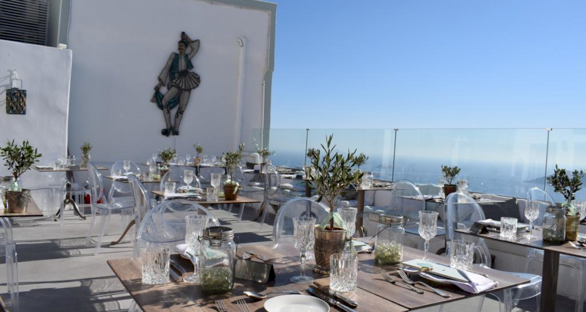 Restorani pulmapaigad ja vastuvõtt Santorini saarel Kreekas: свадьба на санторини, свадебное агентство Julia Veselova - Фото 1